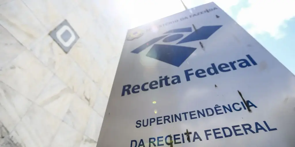Arrecadação federal cresce 7,7% em junho e soma R$ 264,4 bilhões Arrecadação federal cresce 7,7% em junho e soma R$ 264,4 bilhões
