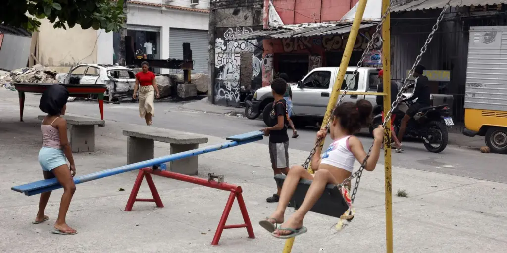 Governo do Rio cria órgãos que vão coordenar reocupação de territórios Governo do Rio cria órgãos que vão coordenar reocupação de territórios