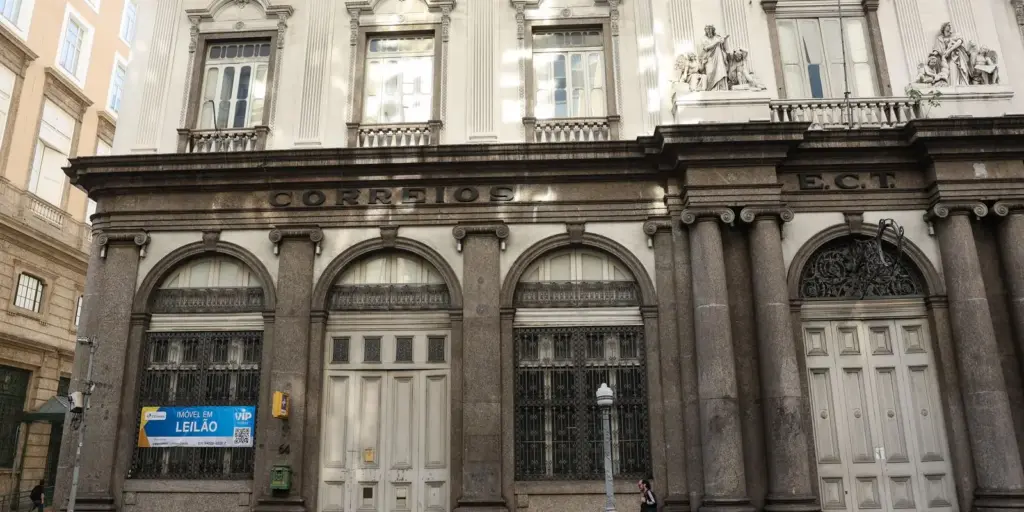 Antiga sede dos Correios no centro do Rio vai a leilão nesta quinta