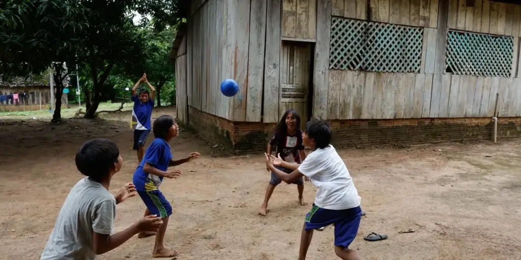 Unicef mapeia cidades onde crianças estão expostas a riscos ambientais