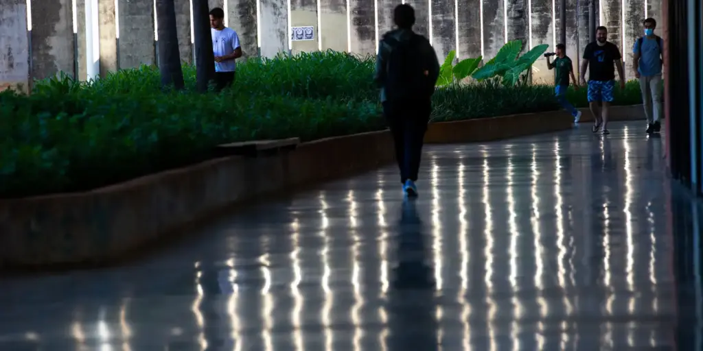Universidades tem até sábado para pedir implantação de Cuidoteca