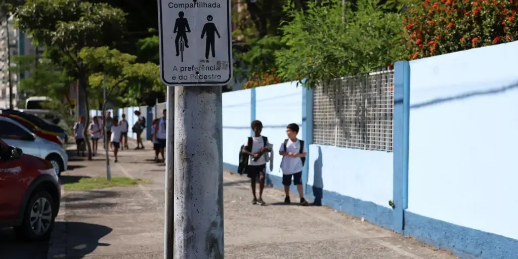 Brasil reduz pobreza, mas amplia desigualdades, mostra estudo