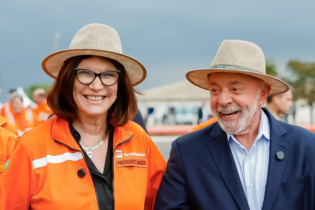 Após descoberta de petróleo, Lula chama presidente da Petrobras de rainha do Brasil Após descoberta de petróleo, Lula chama presidente da Petrobras de rainha do Brasil