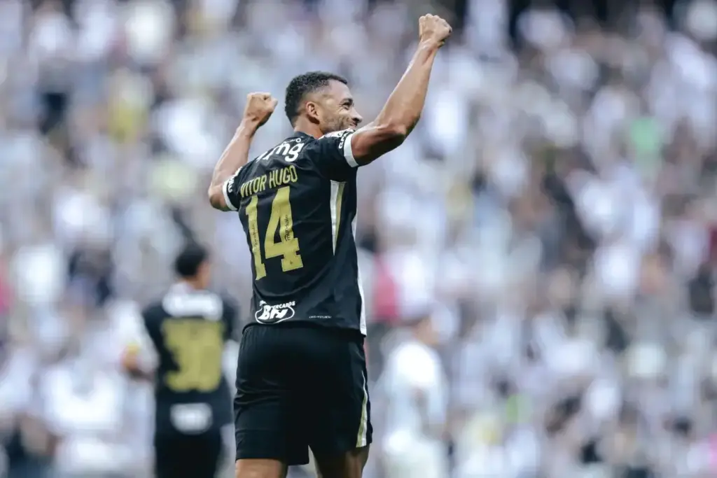 Atlético-MG vence o Grêmio com facilidade e aproxima o tricolor do Z4