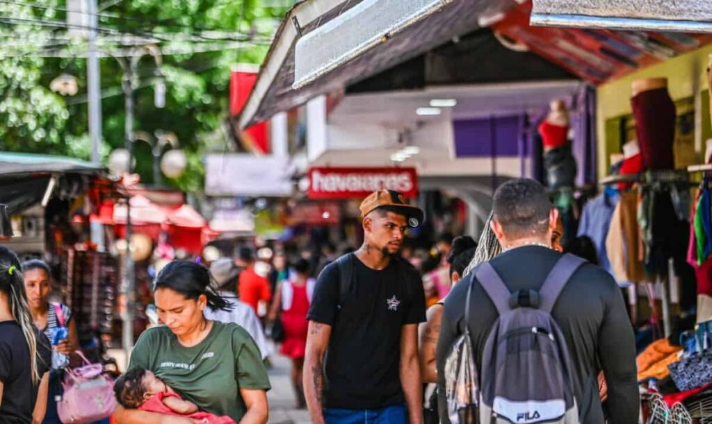 Acre representa apenas 0,41% da população brasileira com menos 1 milhão de habitantes Acre representa apenas 0,41% da população brasileira com menos 1 milhão de habitantes
