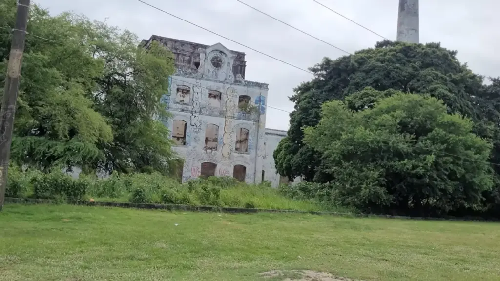 Antiga Fábrica Fantasma, abandonada a décadas, recebe R$ 87,8 milhões e será transformada em centro de formação da educação em Pernambuco