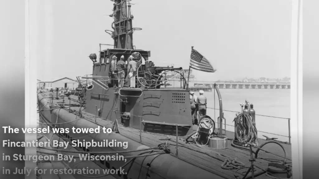 Incrível relíquia da Segunda Guerra Mundial ressurge após 81 anos durante reforma de US$ 3,5 milhões em submarino de 95 metros nos EUA