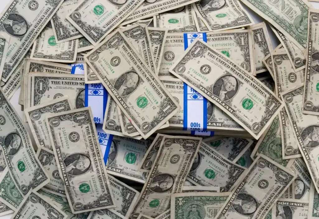 Dólar hoje sobe 0,27%, a R$ 5,17, após dados de inflação nos EUA e ganhos da véspera