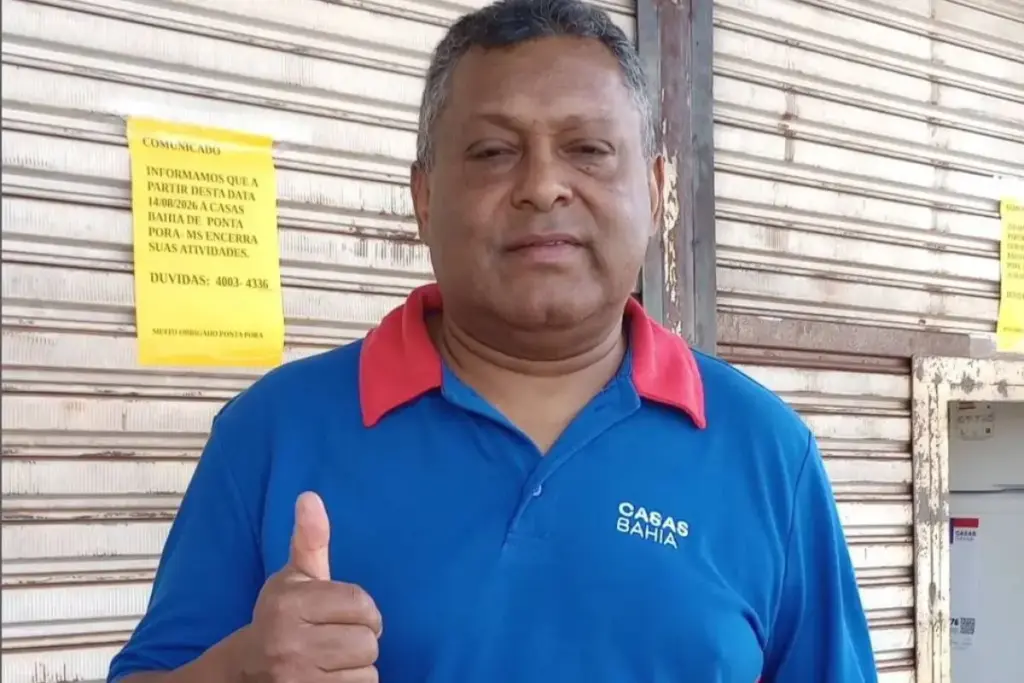 Depois de ralar 21 anos na mesma unidade das Casas Bahia em Ponta Porã, funcionário grava despedida com o coração cheio de gratidão na semana em que a rede demitiu 2 mil trabalhadores e fechou 298 lojas de uma vez