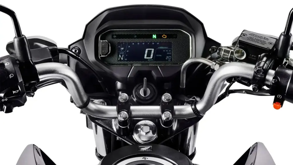 Honda CG 160 Fan 2026 0 km custa menos de R$ 20 mil, tem autonomia estimada para ir de São Paulo ao Rio de Janeiro e motor flex de 162,7 cc com 14,7 cv.