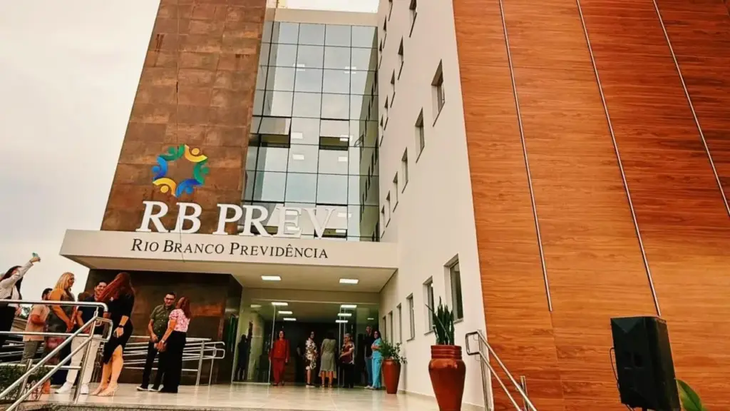 Migração de sistema deixa servidores de Rio Branco sem desconto de consignados na folha