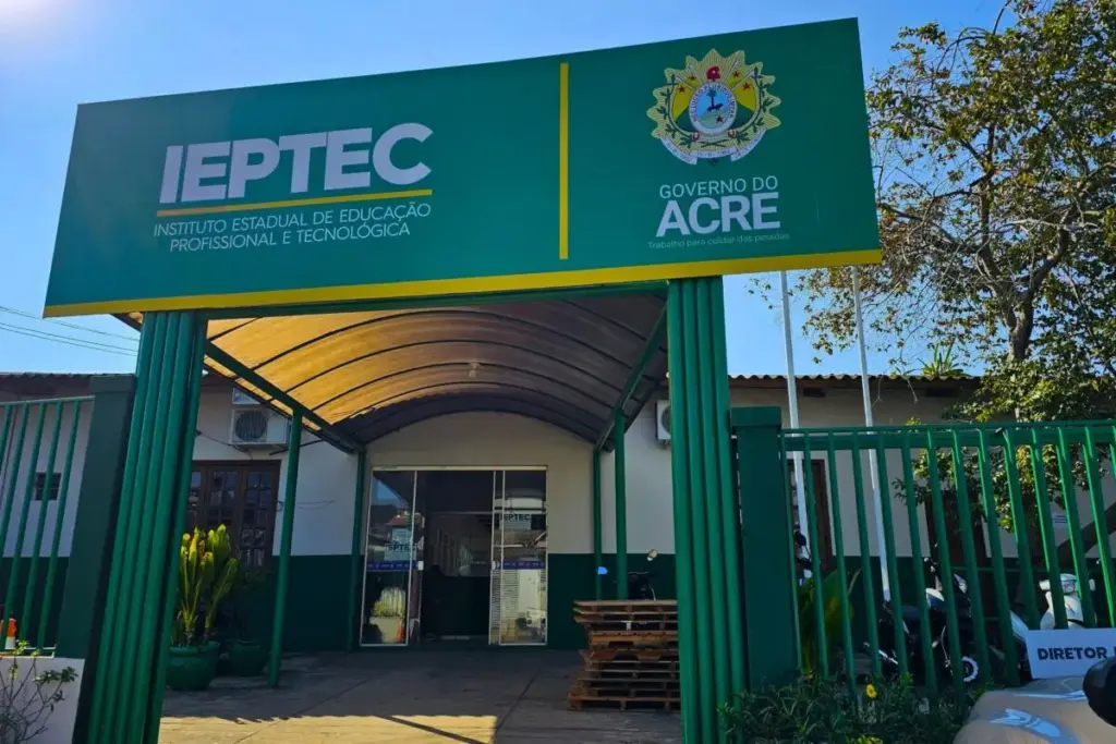 Ieptec convoca aprovados em seletivos para atuação em cursos profissionalizantes no Acre Ieptec convoca aprovados em seletivos para atuação em cursos profissionalizantes no Acre