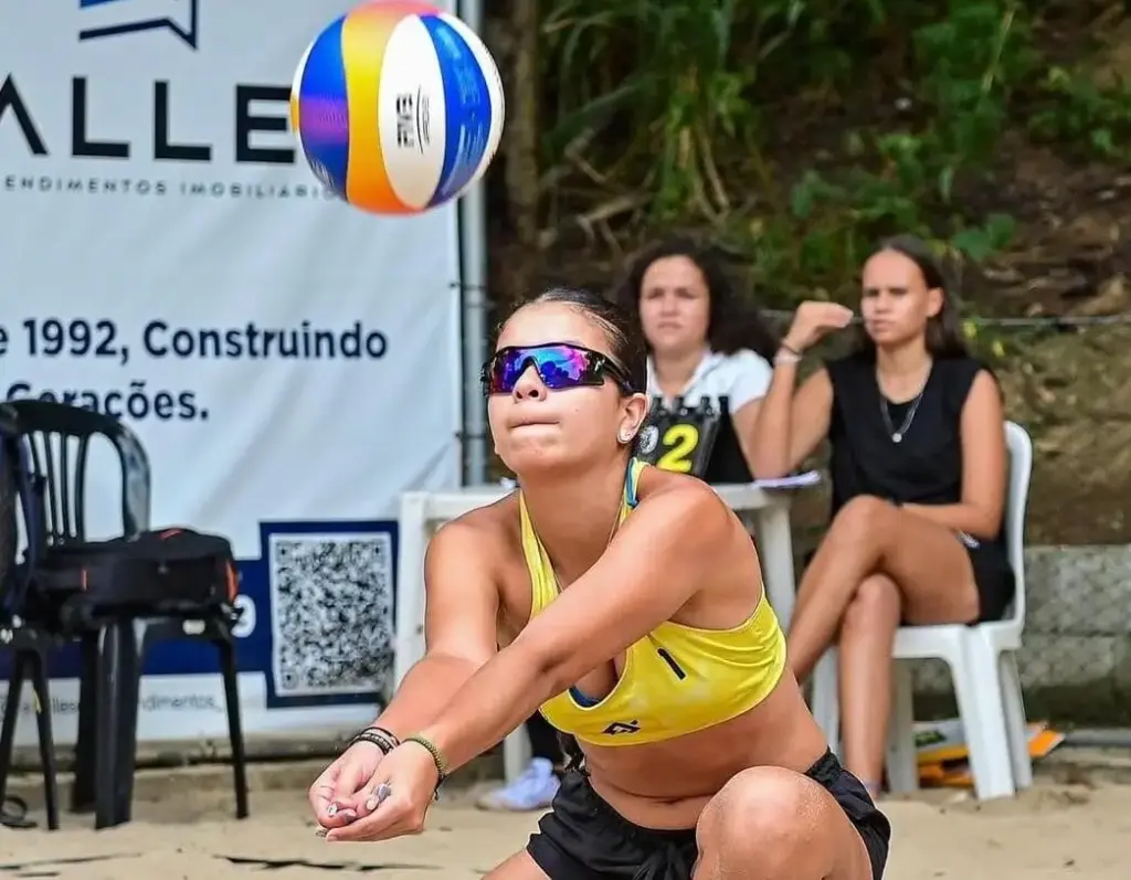 Copa Nacional Sub-17 inicia com principais promessas do vôlei de praia brasileiro