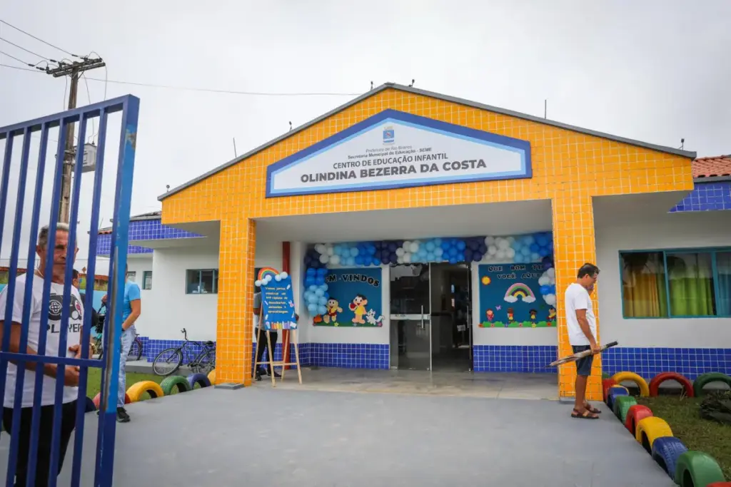 Rio Branco cria comissão para combater violência nas escolas da rede pública Rio Branco cria comissão para combater violência nas escolas da rede pública