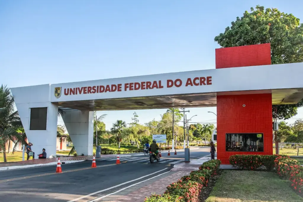 Ufac seleciona alunos especiais em disciplinas de mestrado em Administração Pública Ufac seleciona alunos especiais em disciplinas de mestrado em Administração Pública