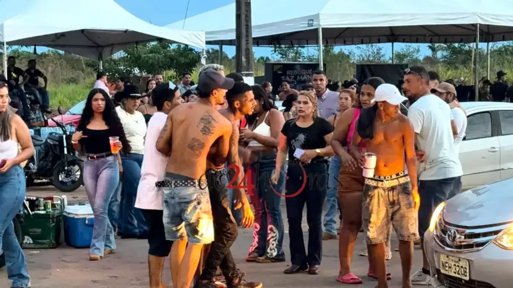 Confusão após cavalgada termina com homem esfaqueado no Segundo Distrito Confusão após cavalgada termina com homem esfaqueado no Segundo Distrito