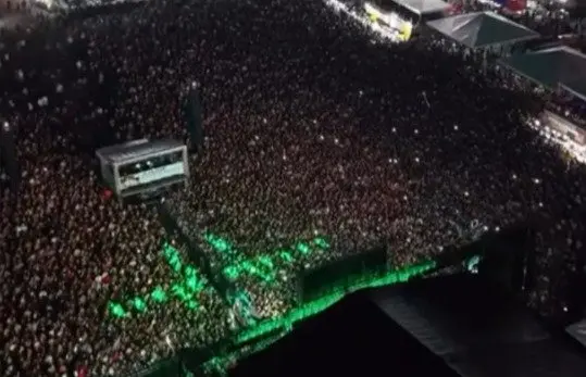 Imagens de drone revelam arena lotada no show de Leonardo Imagens de drone revelam arena lotada no show de Leonardo