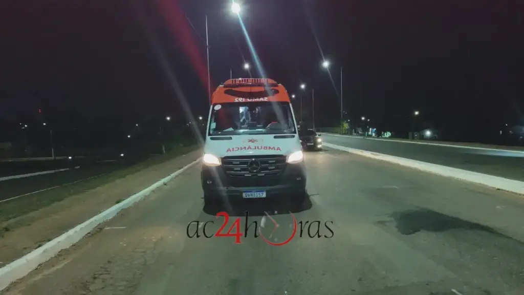 Homem é atropelado ao tentar atravessar avenida em Rio Branco e é transferido em estado grave ao Pronto-Socorro