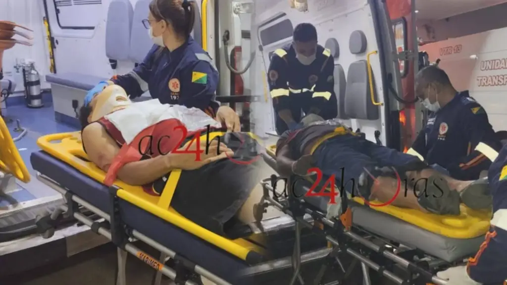 Colisão entre duas motocicletas deixa dois homens feridos em Rio Branco