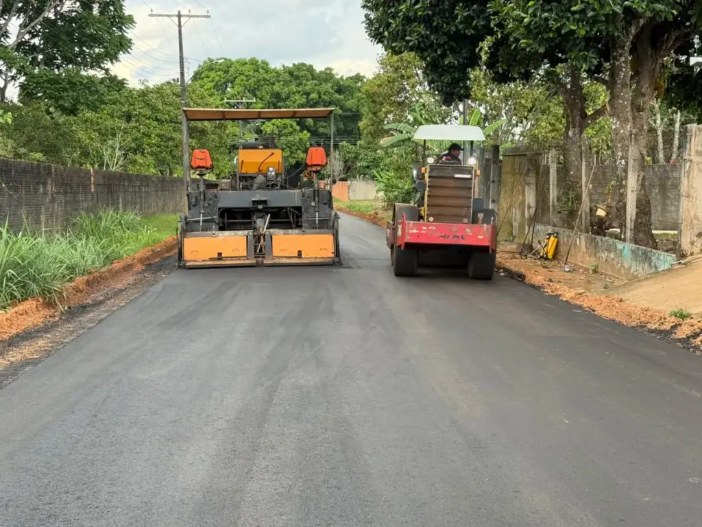 Quinari amplia programa de pavimentação urbana