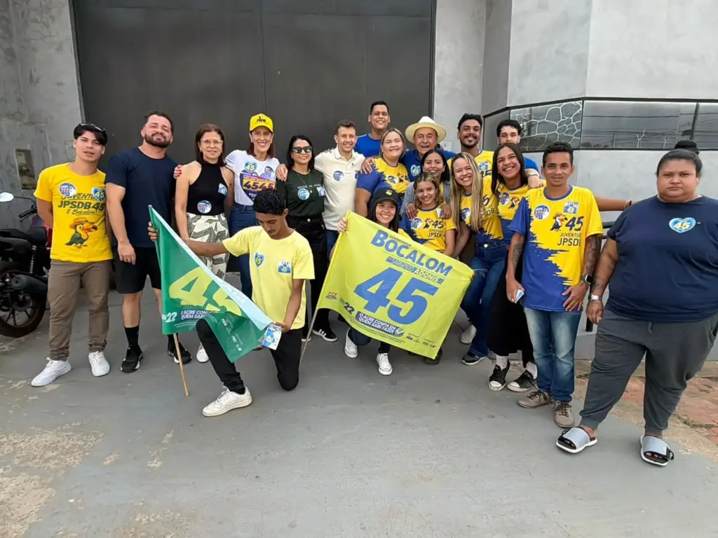 Bocalom e Velloso voltam às ruas e destacam receptividade dos eleitores no bairro Xavier Maia Bocalom e Velloso voltam às ruas e destacam receptividade dos eleitores no bairro Xavier Maia