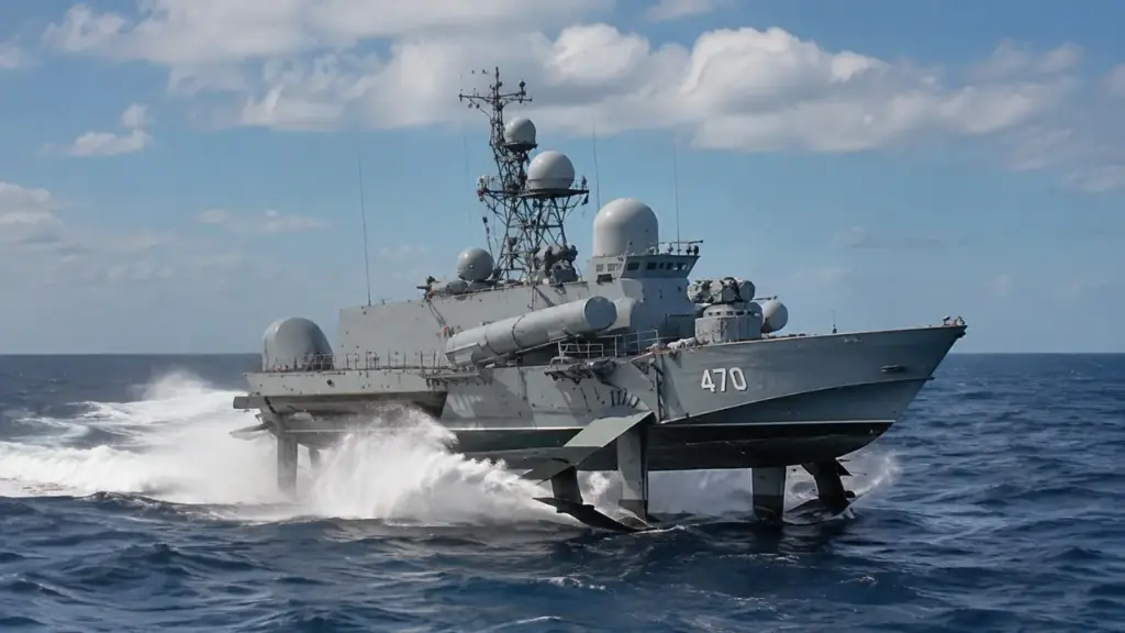 Esse navio “voador” levantava o casco para fora da água, alcançava mais de 110 km/h e levava mísseis com alcance de 150 km; conheça o Projeto 1240 Uragan, a embarcação soviética que parecia desafiar a física