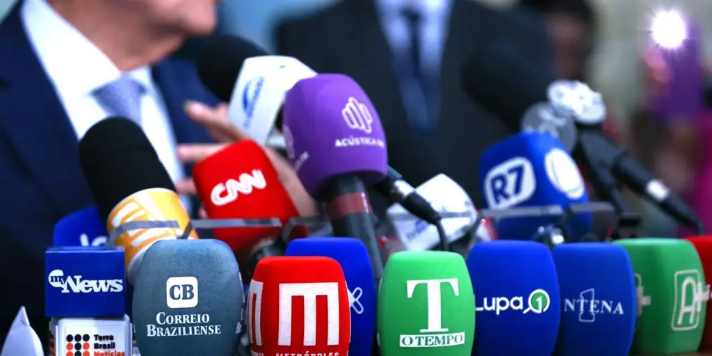 Fenaj pede que STF reveja decisão sobre diploma de jornalista