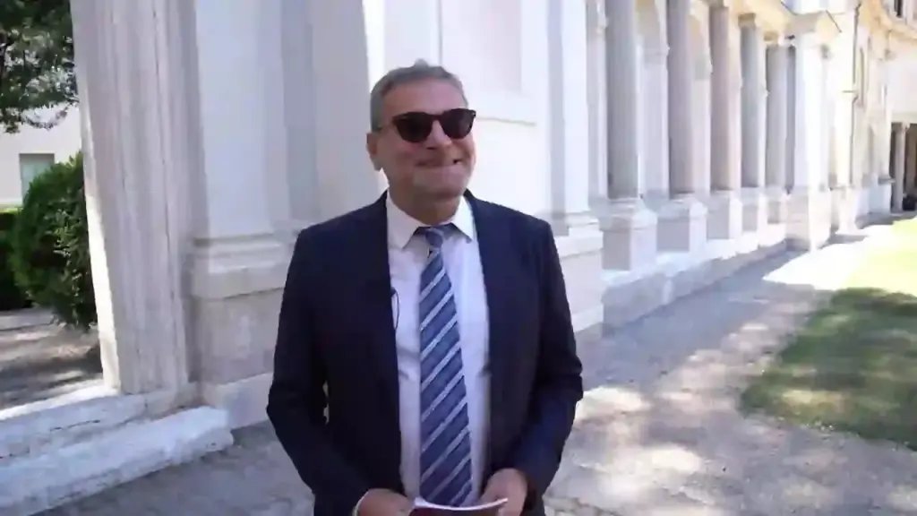 Após uma disputa de mais de um século, a Itália pagou 15 milhões de euros pelos afrescos da Tomba François e reuniu em Roma peças do Louvre, British Museum e outros acervos para reconstruir o universo etrusco Após uma disputa de mais de um século, a Itália pagou 15 milhões de euros pelos afrescos da Tomba François e reuniu em Roma peças do Louvre, British Museum e outros acervos para reconstruir o universo etrusco