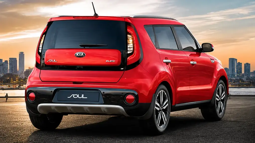 Custando menos que um Fiat Argo 0 km: com visual quadrado, motor 1.6 flex de 128 cv, torque de 16,8 kgfm, câmbio automático e rodas aro 18, o Kia Soul 2019 entrega visual único e espaço para cinco pessoas por cerca de R$ 83 mil Custando menos que um Fiat Argo 0 km: com visual quadrado, motor 1.6 flex de 128 cv, torque de 16,8 kgfm, câmbio automático e rodas aro 18, o Kia Soul 2019 entrega visual único e espaço para cinco pessoas por cerca de R$ 83 mil