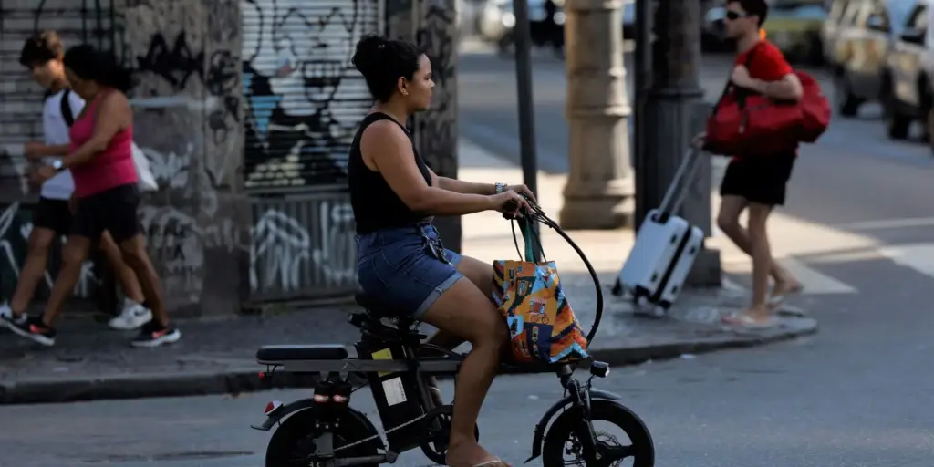 Fenômeno das bikes elétricas é tema do Caminhos da Reportagem Fenômeno das bikes elétricas é tema do Caminhos da Reportagem