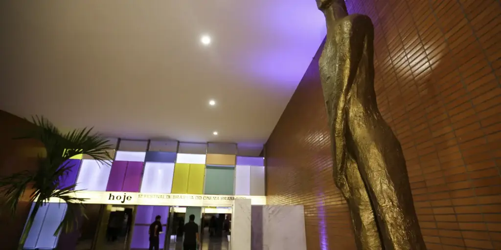 DF destina R$ 2,77 milhões para festival de cinema de Brasília DF destina R$ 2,77 milhões para festival de cinema de Brasília