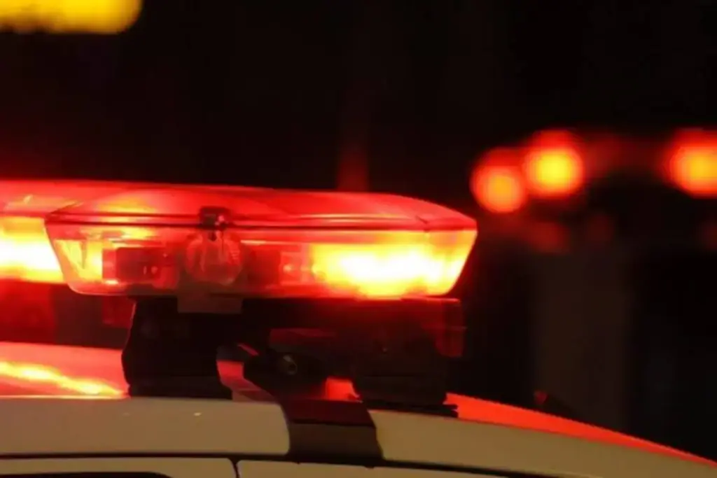 Homem é preso na zona rural de Cruzeiro do Sul após ameaçar irmão cadeirante de morte e quebrar TV Homem é preso na zona rural de Cruzeiro do Sul após ameaçar irmão cadeirante de morte e quebrar TV