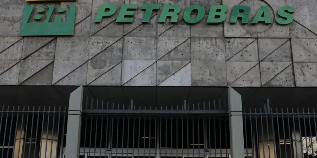 Petrobras anuncia descoberta de petróleo na Foz do Amazonas Petrobras anuncia descoberta de petróleo na Foz do Amazonas