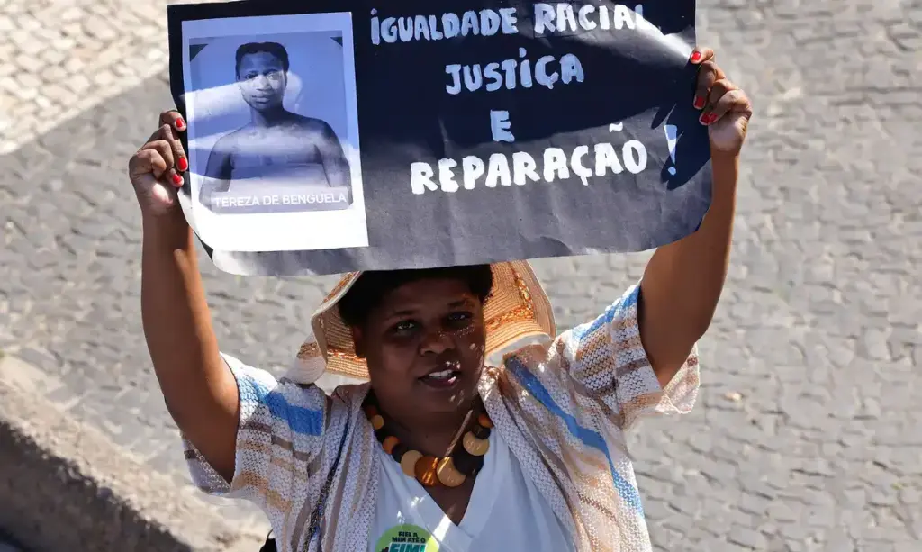 Candidaturas negras avançam e se aproximam de perfil racial do país Candidaturas negras avançam e se aproximam de perfil racial do país