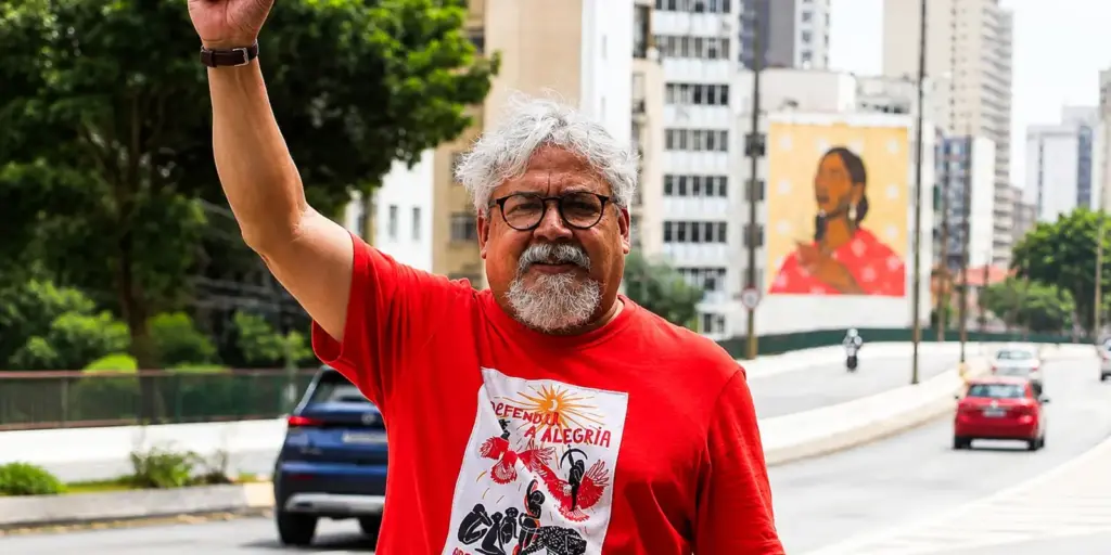 PCB traz Edmilson Costa como candidato à Presidência PCB traz Edmilson Costa como candidato à Presidência