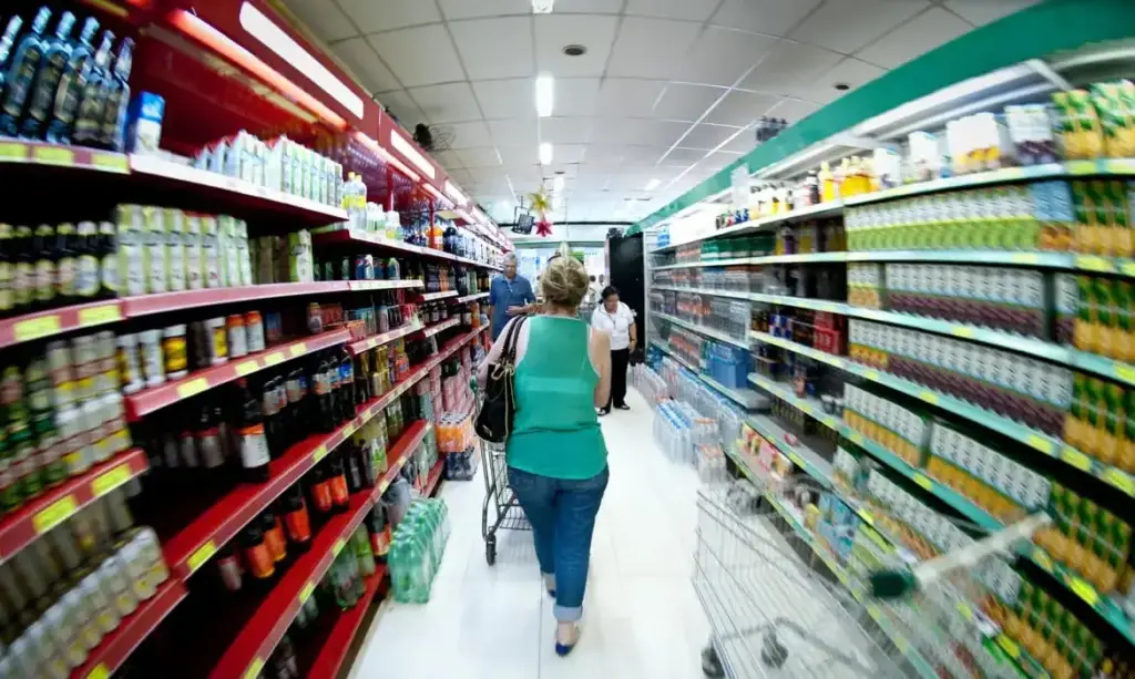 Avanço expressivo: varejo no Acre cresce 7,4% e atinge 3º maior ritmo do país