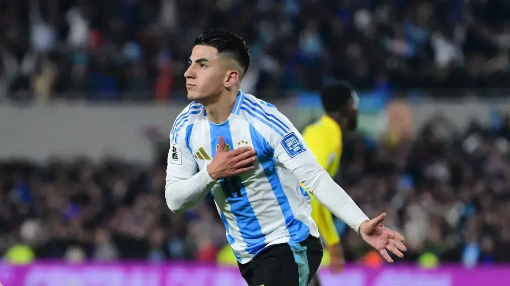 Como River Plate virou potência para “bater de frente” com Fla por Almada