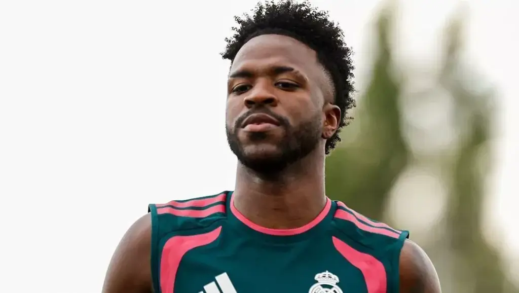Jornal revela exigências de Vini Jr. para renovar com o Real Madrid Jornal revela exigências de Vini Jr. para renovar com o Real Madrid