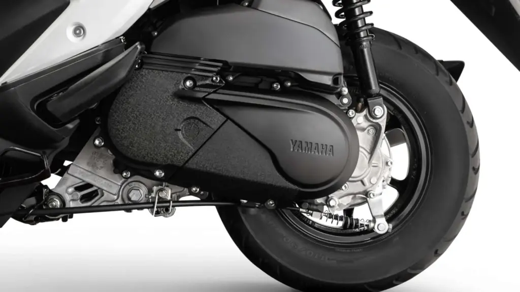 Yamaha surpreende o mercado brasileiro e lança scooter híbrida de R$ 13.990 + 04 anos de garantia: nova ZR pesa só 98 kg, tem motor 125 cc, assistência elétrica de 3 segundos e conexão com celular Yamaha surpreende o mercado brasileiro e lança scooter híbrida de R$ 13.990 + 04 anos de garantia: nova ZR pesa só 98 kg, tem motor 125 cc, assistência elétrica de 3 segundos e conexão com celular