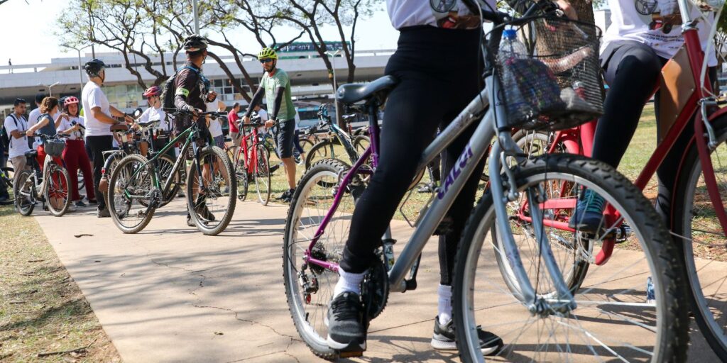 Justiça aceita denúncia contra 5 acusados de matar ciclista no Rio Justiça aceita denúncia contra 5 acusados de matar ciclista no Rio