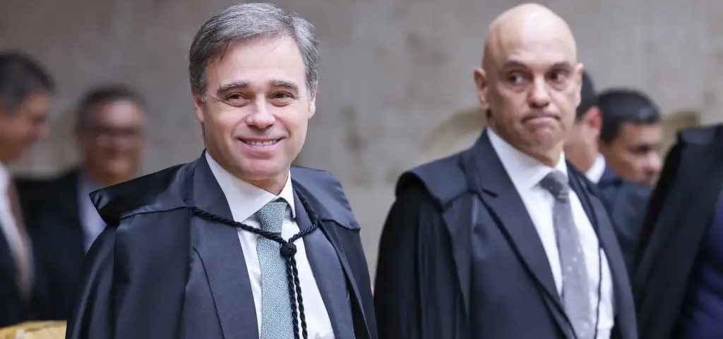 Mendonça pede “sessão pública e presencial” do STF sobre Moraes e Vorcaro