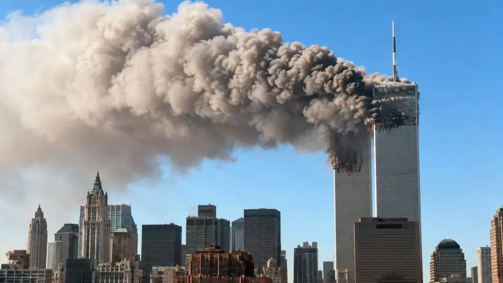 25 anos após o 11 de Setembro, novo documentário da Netflix revela como os ataques mudaram guerras, vigilância, política, desinformação e a vida de quem nem havia nascido em 2001 25 anos após o 11 de Setembro, novo documentário da Netflix revela como os ataques mudaram guerras, vigilância, política, desinformação e a vida de quem nem havia nascido em 2001