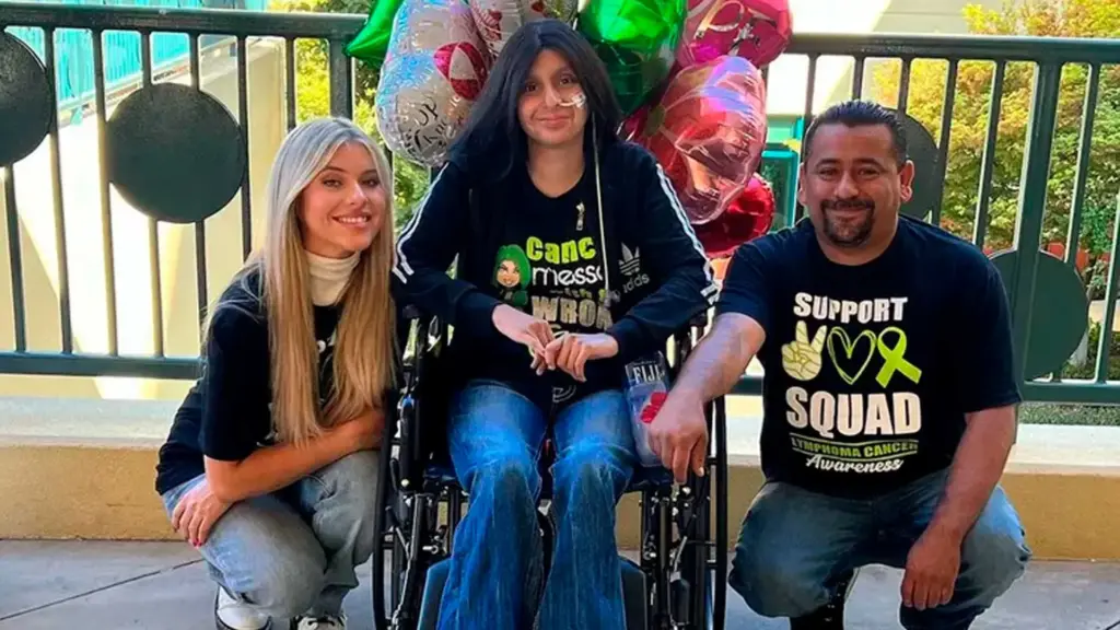 Motorista de aplicativo ajuda jovem de 23 anos que foi roubada, passa oito horas procurando celular, cartão e chave sem cobrar, revela que a filha fazia quimioterapia e a passageira cria uma vaquinha que chega a US$ 100 mil em 24 horas, supera US$ 250 mil em poucos dias e reúne mais de 15 mil doações