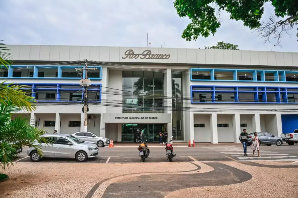 Justiça determina que prefeitura apresente documentos sobre eleição do CMAS Justiça determina que prefeitura apresente documentos sobre eleição do CMAS