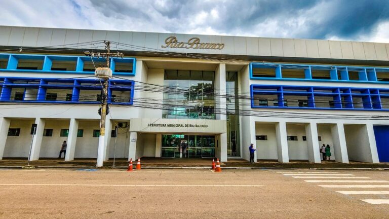 Prefeitura de Rio Branco convoca candidatos de dois processos seletivos da Educação Prefeitura de Rio Branco convoca candidatos de dois processos seletivos da Educação