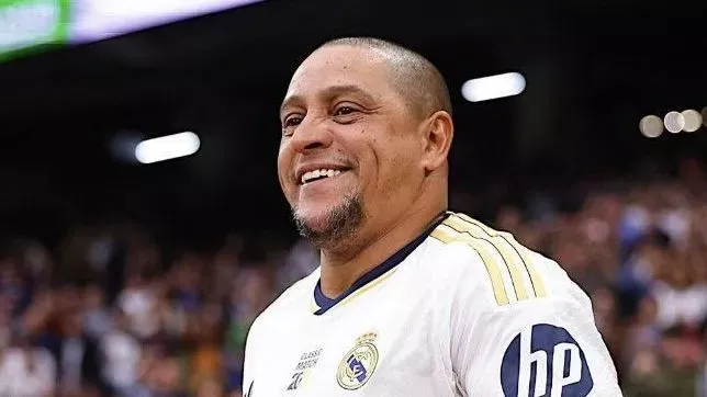 “Perdi 99% do que ganhei”: pentacampeão Roberto Carlos relata que precisou se reerguer “Perdi 99% do que ganhei”: pentacampeão Roberto Carlos relata que precisou se reerguer