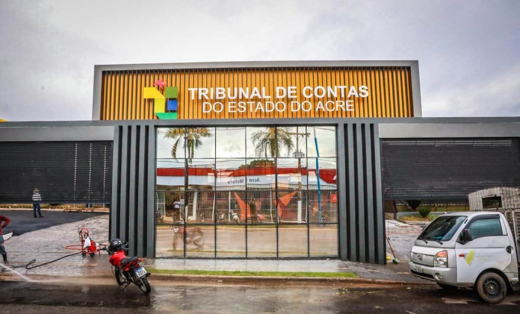TCE-AC regulamenta auxílio-saúde para membros ativos, aposentados e pensionistas TCE-AC regulamenta auxílio-saúde para membros ativos, aposentados e pensionistas