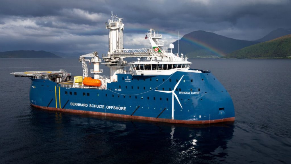 Novo navio para eólica offshore terá quase 90 metros, acomodará 120 pessoas e poderá navegar para frente ou para trás sem precisar girar quando o mar mudar