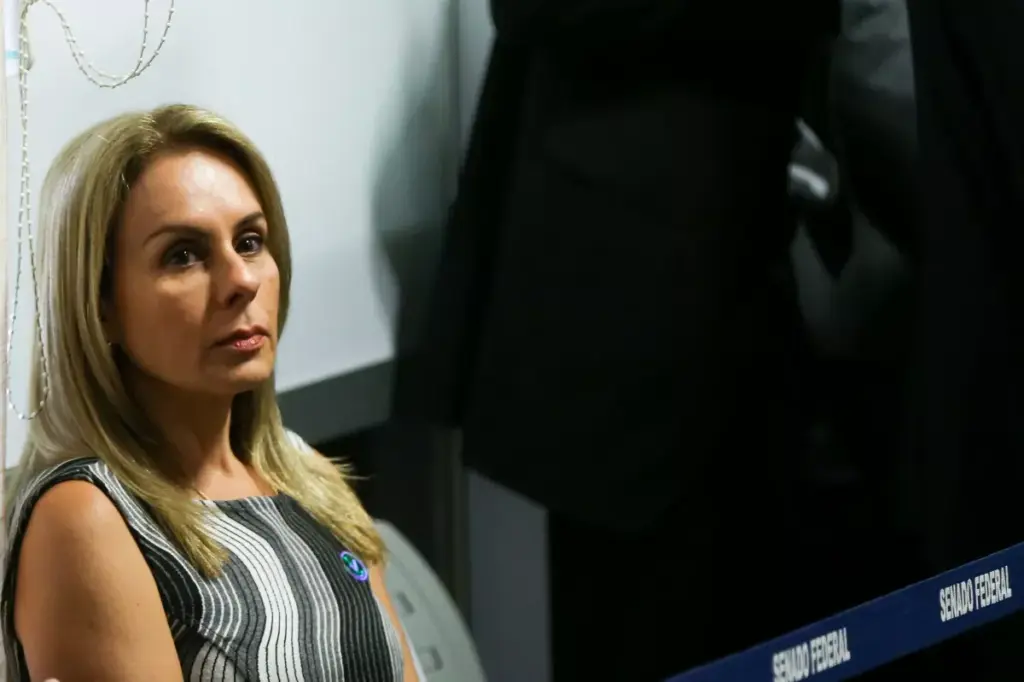 Esposa de Moraes tinha segundo contrato com empresa de Vorcaro no valor de R$ 50 milhões Esposa de Moraes tinha segundo contrato com empresa de Vorcaro no valor de R$ 50 milhões