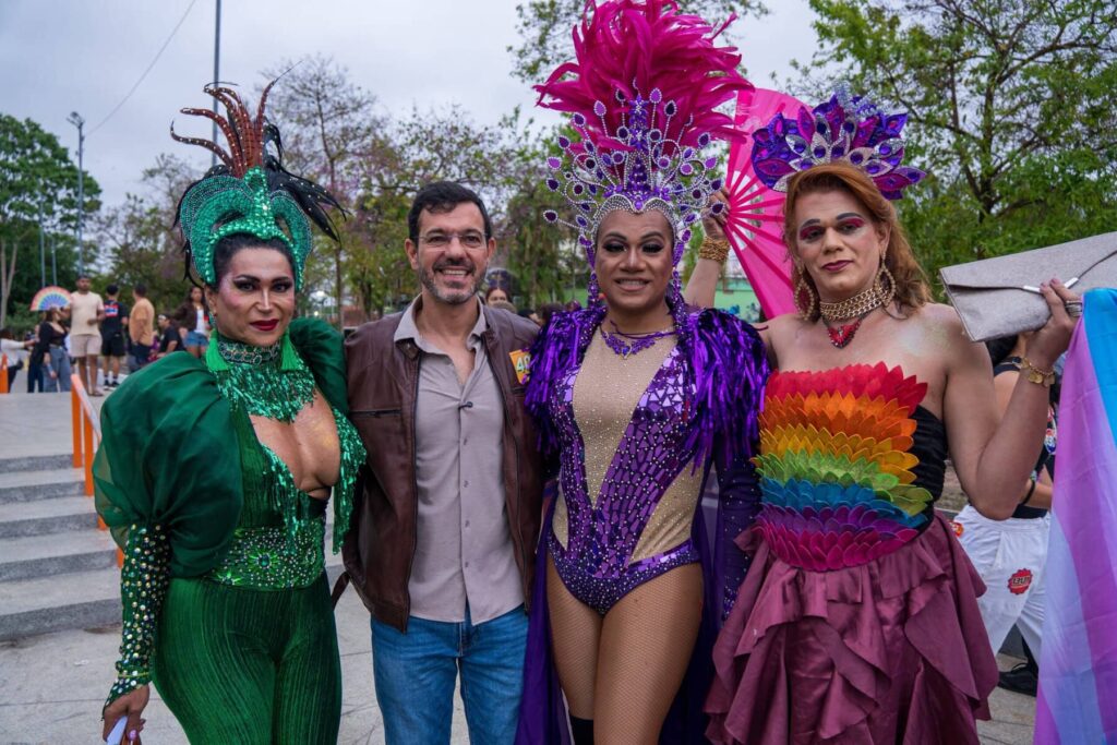 Thor Dantas participa da 20ª Parada do Orgulho LGBT+ e destaca importância do respeito à diversidade no Acre